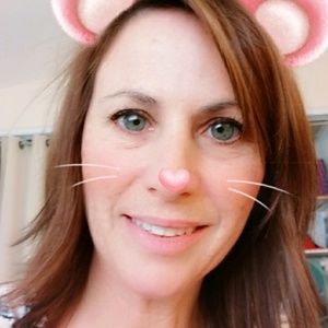 Meet your Posher, Suzanne